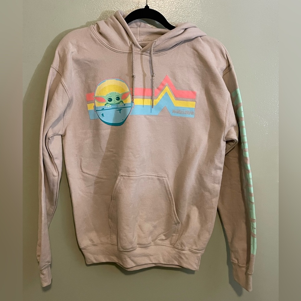 NWOT Star Wars Mandalorian  hoodie size small